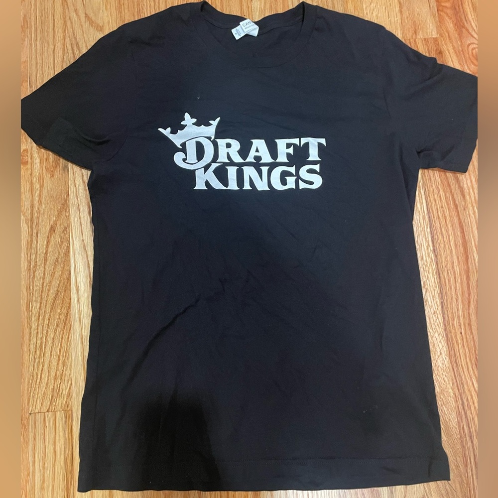 Draft Kings Crown Logo Member Men's Black T-Shirt Graphic Tee Medium